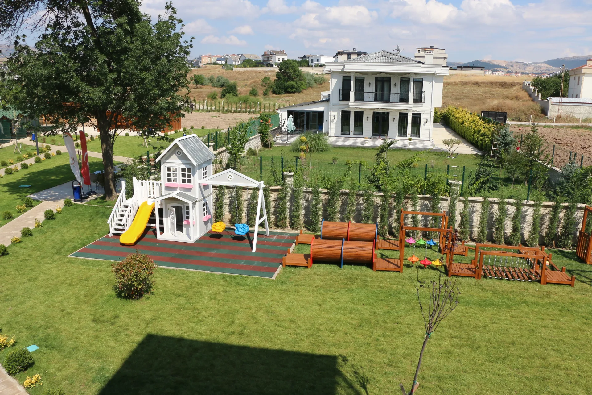 Bilge Çocuk Anaokulu bahçesi